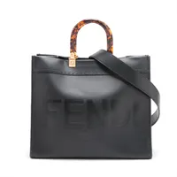 フェンディ ピーカブー アイシーユー ミディアム レザー 2WAY