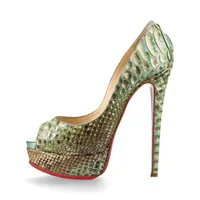 【未使用品】クリスチャンルブタン パンプス クリスチャンルブタン パテントレザー オープントゥパンプス 36