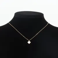 ヴァンクリーフ&アーペル スウィートアルハンブラ シェル ネックレス