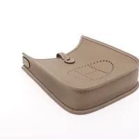 エルメス エヴリン16 TPM アマゾン トリヨンクレマンス エトゥープ