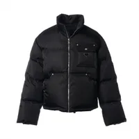 プラダ トライアングルロゴ 16年 ナイロン ダウンベスト 42 レディース