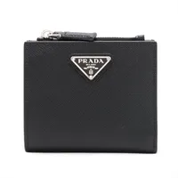 プラダ サフィアーノ トライアングル 2ZH181 プラスチック