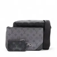 ヴィトン モノグラムエクリプス トリオメッセンジャー M69443 ブラック RFID反応あり