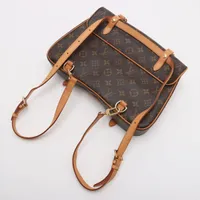 ヴィトン モノグラム マレルサックアド M51158 ブラウン A4032099