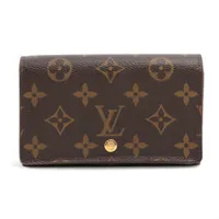 ヴィトン モノグラム リバース IPHONEバンパー15PRO M82889 ブラック