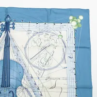 ☘️名作 美品☘️ HERMES　球体が奏でる音楽　ライトブルー カレ90 エルメス カレ90 La Musique des spheres 球体が奏でる音楽 スカーフ