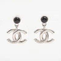 バレンシアガ　両耳ピアス バレンシアガ ロゴプレート ピアス(両耳用) GP シルバー A2469358