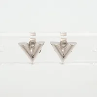 ヴィトン M63208 ピアスエセンシャルV LE2284 ピアス(両耳用) GP