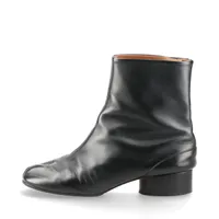 新品 43 マルジェラ 22aw レザープレーントゥー 黒 16905 新品 40 マルジェラ 22SS レザードッキングシューズ 黒 17176 - メルカリ