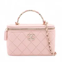 み*こ様 シャネル　CHANEL マトラッセ　　ラムスキン　ショルダーバッグ CHANEL ラムスキン クロスボディー マトラッセ チェーンショルダー