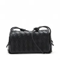 ボッテガヴェネタ イントレチャート カンパーナ レザー ショルダー