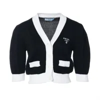 極美品✨プラダ クルーネック カーディガン バージンウール100％ 黒 L相当 プラダ ニット/セーター｜中古ブランド品・ブランド古着通販｜ALLU