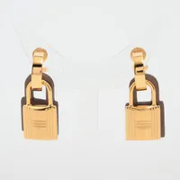 ◇エルメス◇バッファローホーン×GP/アミュレット/エスケトル/ピアス/ブランド エルメス アミュレット エスケトル ピアス(両耳用) バッファローホーン