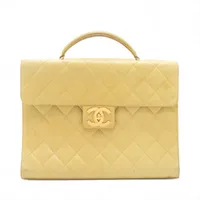 シャネル マトラッセ ラムスキン ビジネスバッグ イエロー ゴールド金具 5番台
