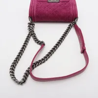 ボーイシャネル 20 スモール ベロア チェーンショルダーバッグ メタリック金具 シャネル ボーイシャネル20 スモール ベロア チェーンショルダーバッグ
