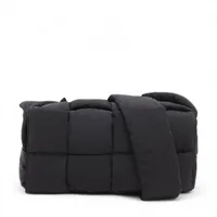 ボッテガヴェネタ マキシイントレチャート レザー フラグメントケース