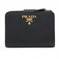 新品未使用PRADA☆鑑定済☆サフィアーノ 1ML018 黒 プラダ財布 プラダ サフィアーノ 1ML018 レザー コンパクトウォレット ブラック