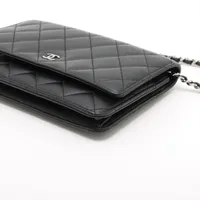 シャネル マトラッセ ラムスキン チェーンウォレット ブラック