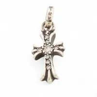 クロムハーツ タイニーファット CHクロス パヴェダイヤ ペンダント