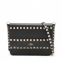 ヴァレンティノガラヴァーニ ロックスタッズ レザー ショルダーバッグ