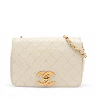 シャネル マトラッセ ラムスキン シングルフラップ シングルチェーン