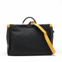 フェンディ ピーカブー アイシーユー ミディアム レザー 2WAY