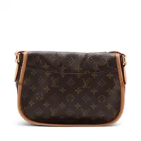 モノグラム　メニルモンタンPM モノグラム メニルモンタンPM 詳細情報とお値段【ルイ・ヴィトン・ナビ！】