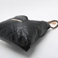 シャネル22 ラージ　カーフスキン　ショルダーバッグ　ブラック　AS3262 シャネル シャネル22 ラージ レザー チェーンショルダーバッグ