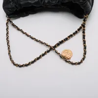 シャネル22 ラージ　カーフスキン　ショルダーバッグ　ブラック　AS3262 シャネル シャネル22 ラージ レザー チェーンショルダーバッグ