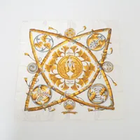 エルメス HERMES カレ 90 DAIMYO 大名 家紋 スカーフ シルク エルメス カレ90 DAIMYO PRINCES DU SOLEIL LEVANT 大名 日出る国の