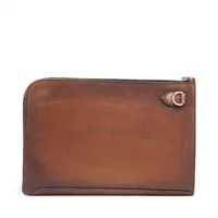 ベルルッティ カリグラフィ レザー クラッチバッグ ブラウン A4086529