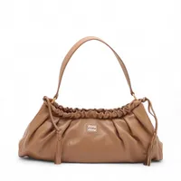 ミュウ ミュウミュウ マテラッセ レザー チェーンショルダーバッグ ピンク