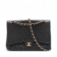 シャネル デカマトラッセ34 マキシ キャビアスキン シングルフラップ