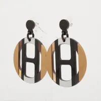 エルメス Hエキップ ピアス(両耳用) バッファローホーン ブラック