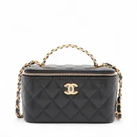 CHANEL マトラッセ キャビアスキン 2way ノベルティショルダーバッグ シャネル マトラッセ キャビアスキン 2WAYショルダーバッグ バニティ