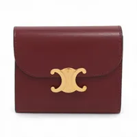 セリーヌ トリオンフ レザー コンパクトウォレット ぺブル A3243980