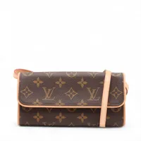 ヴィトン モノグラム ポシェットツインPM M51854 ブラウン A4097661