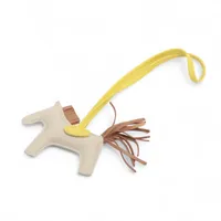 エルメス プティアッシュPM イルカ チャーム レザー A3239292｜中古