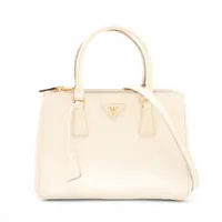 プラダ サフィアーノ レザー 2WAYハンドバッグ ベージュ AP137909