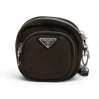【超美品】PRADA プラダ テスート ポーチ 1NE027 ナイロン カーキ プラダ テスート 1NE027 ナイロン ポーチ カーキ A4105935｜中古