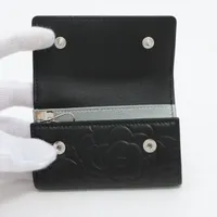 シャネル カメリア レザー キーケース ブラック ゴールド金具 16番台