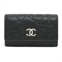 CHANEL カメリア 黒レザー キーケース シャネル カメリア レザー キーケース ブラック ゴールド金具 16番台