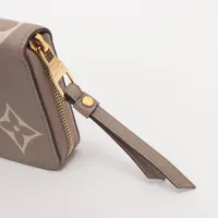 ヴィトン バイカラーモノグラムアンプラント ジッピーウォレット
