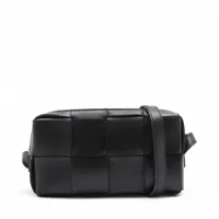 ボッテガヴェネタ イントレチャート レザー ワンショルダーバッグ