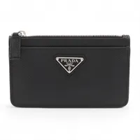 セール！プラダ　フラグメントケース　サフィアーノ　レザー PRADA プラダ サフィアーノ レザー フラグメントケース ブラック A3431355