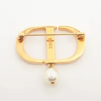 Dior Petit CD プチCD ブローチ GP×ラインストーン ゴールド ディオール Petit CD プチCD ブローチ GP×ラインストーン×フェイク