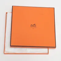 HERMES エルメス HERMES カレ 90 Petite main お針子さん 赤系 シルク