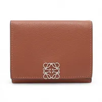 ロエベ アナグラム トライフォールド レザー コンパクトウォレット