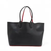 クリスチャンルブタン　スタッズ付き黒赤トートバッグ 中古・古着通販】Christian Louboutin (クリスチャン・ルブタン