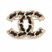 CHANEL ココマーク ブローチ レザー ブラック ゴールド 24A シャネル ココマーク B23P ブローチ GP×レザー ブラック×ゴールド